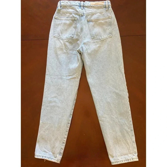 Betro Simone Anthro Light Wash High Waisted Distressed Mom Jeans Size 26 - Picture 3 of 10